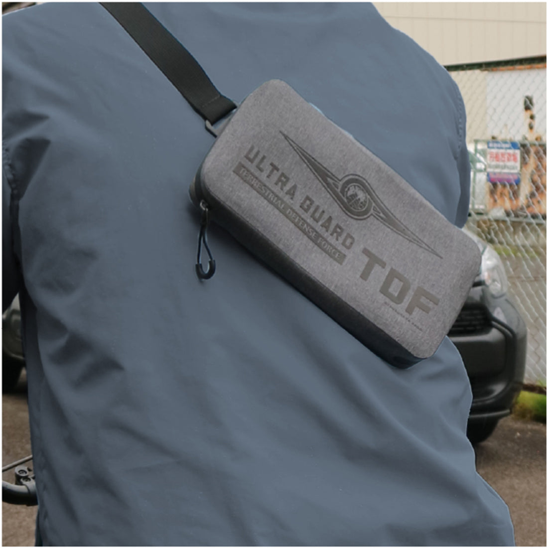 9月16日発売！　　ＵＴ－２４　ウォータープルーフサコッシュ