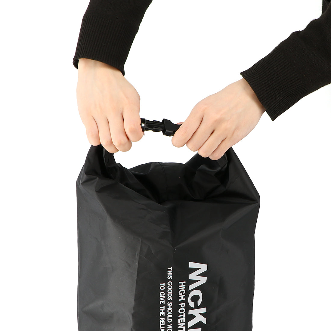 限定販売】 マッキンリー収納袋 | 防水仕様の収納袋・Mckinleyロゴ入り